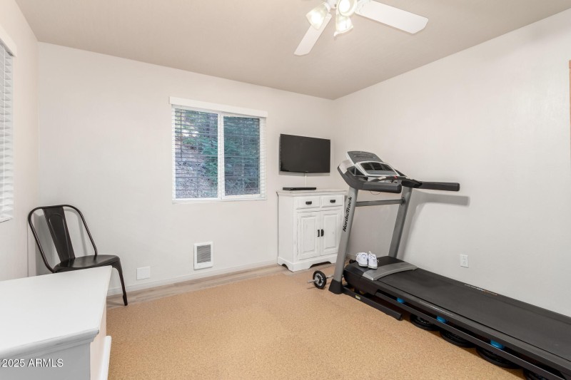 Guest room #1