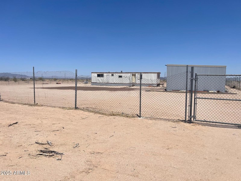 21a71059-b550-439f-b674-6425e7ba83f4