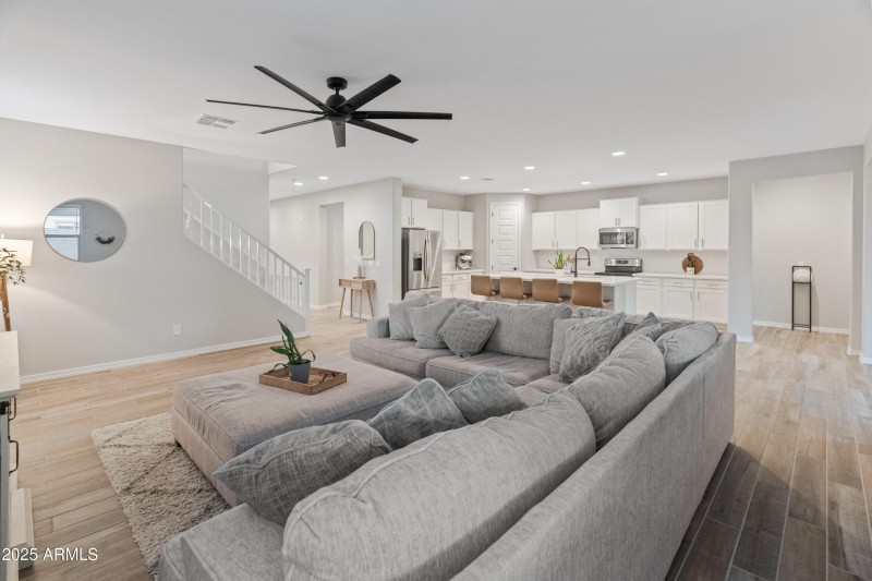 14274 W Sand Hills Dr-35