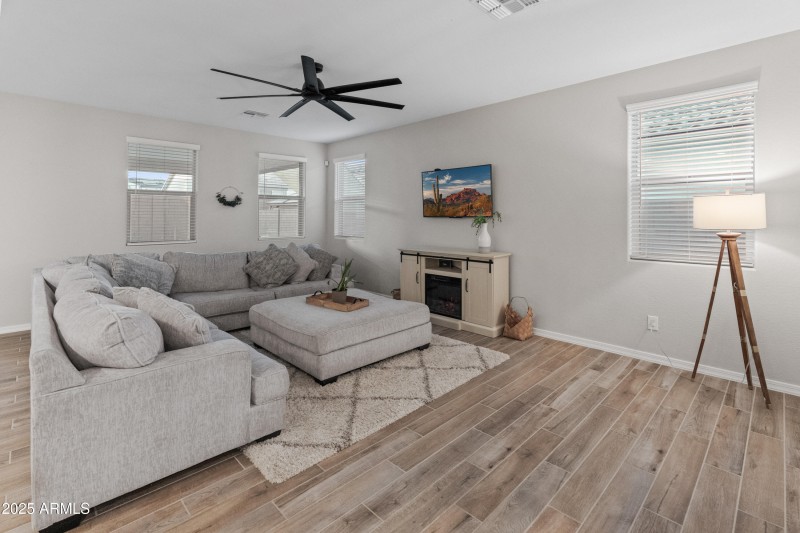 14274 W Sand Hills Dr-46