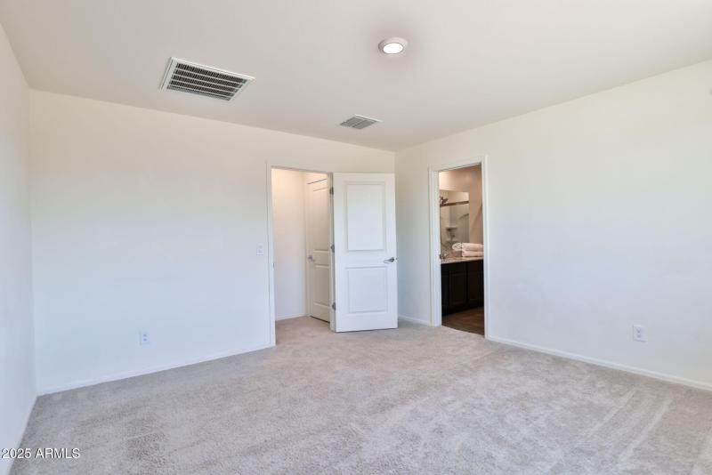 34-web-or-mls-25847 W Winston Dr Buckeye