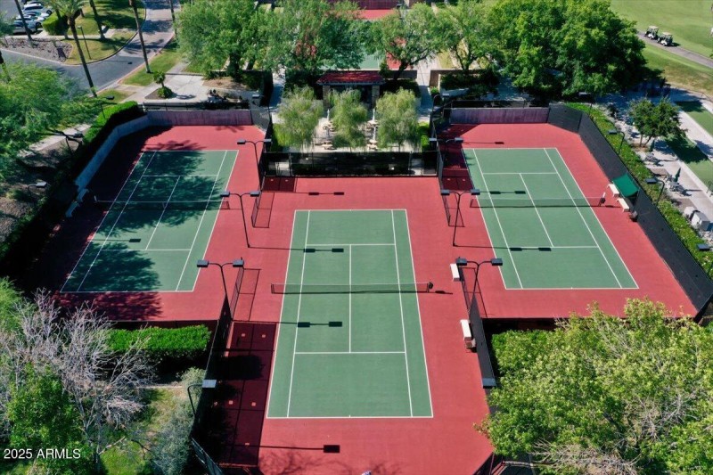Tennis