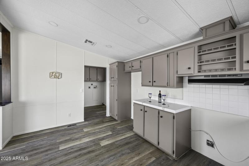53925 W Stallion Rd-29
