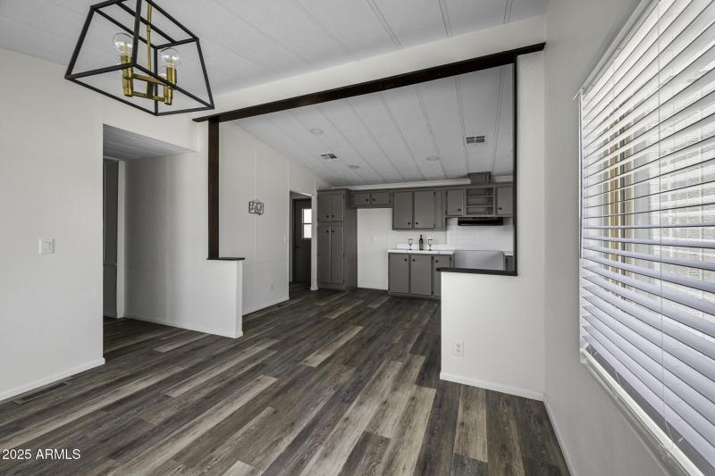53925 W Stallion Rd-34