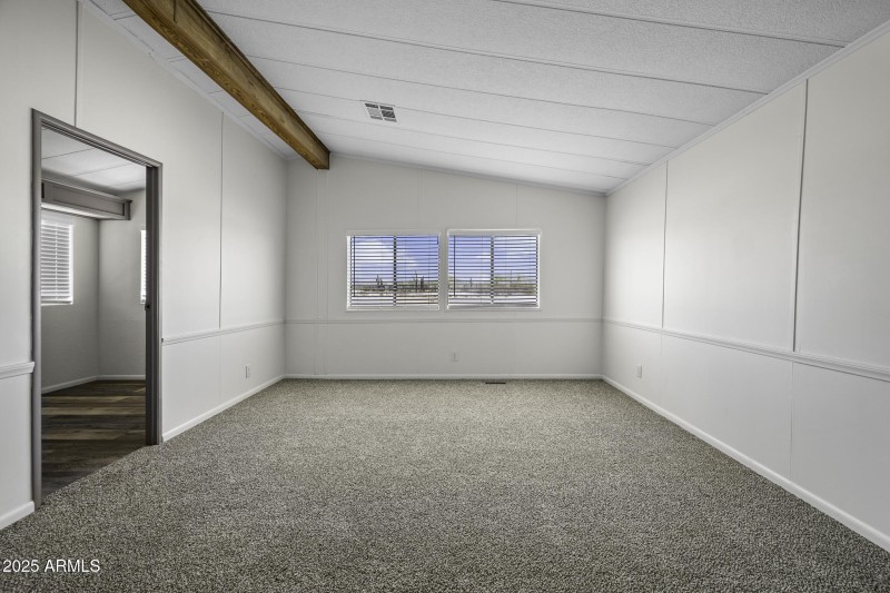 53925 W Stallion Rd-38