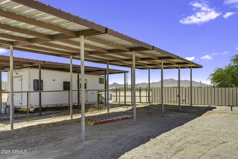 13050 N Breeze Way-42