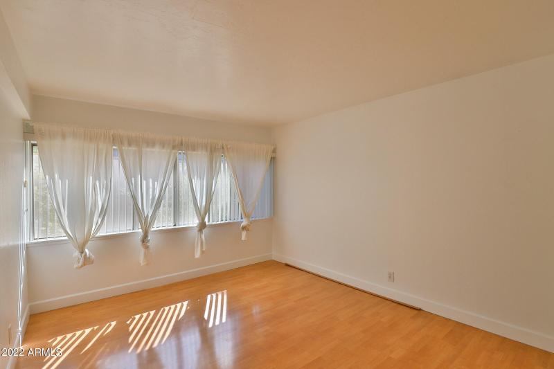 351 E Thomas Rd UNIT D406 (enhanced)-09