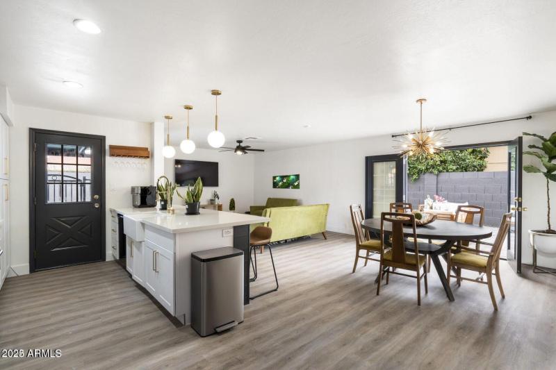 20221212180410758589000000-o