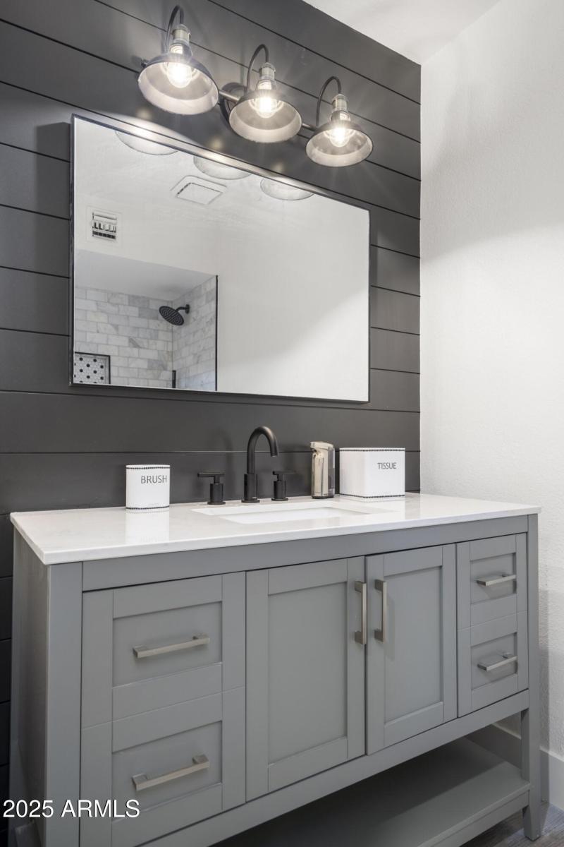 10823 n 109th way (35)