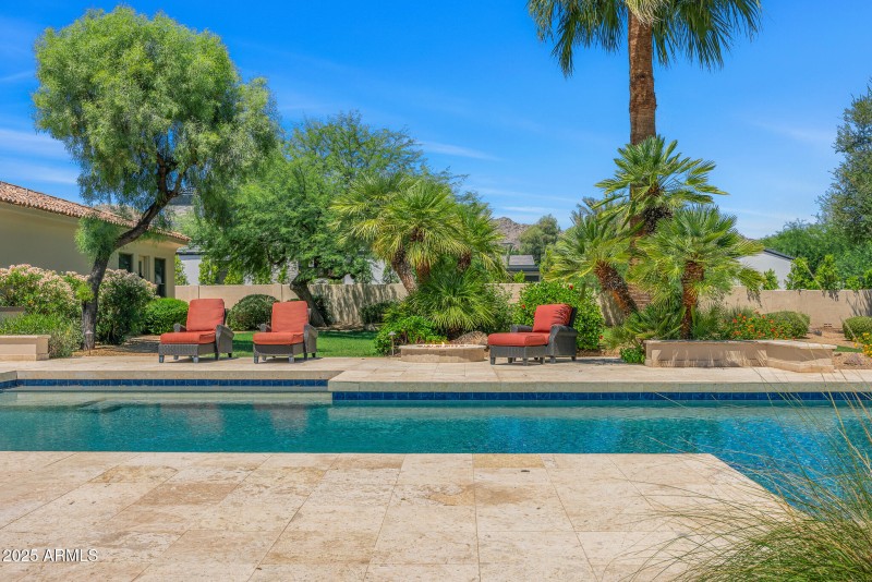 pool lounge mountain views