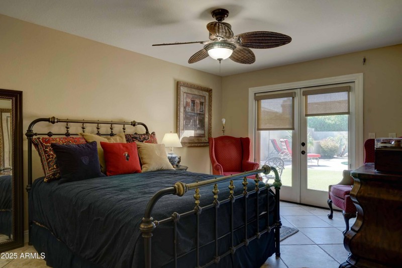 5431 E Piping Rock Rd-29