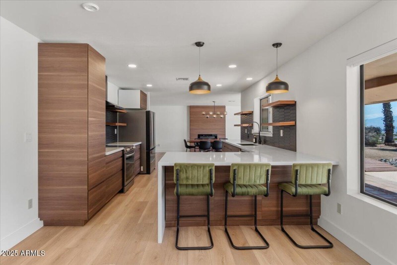 18-Kitchen