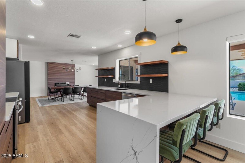 20-Kitchen