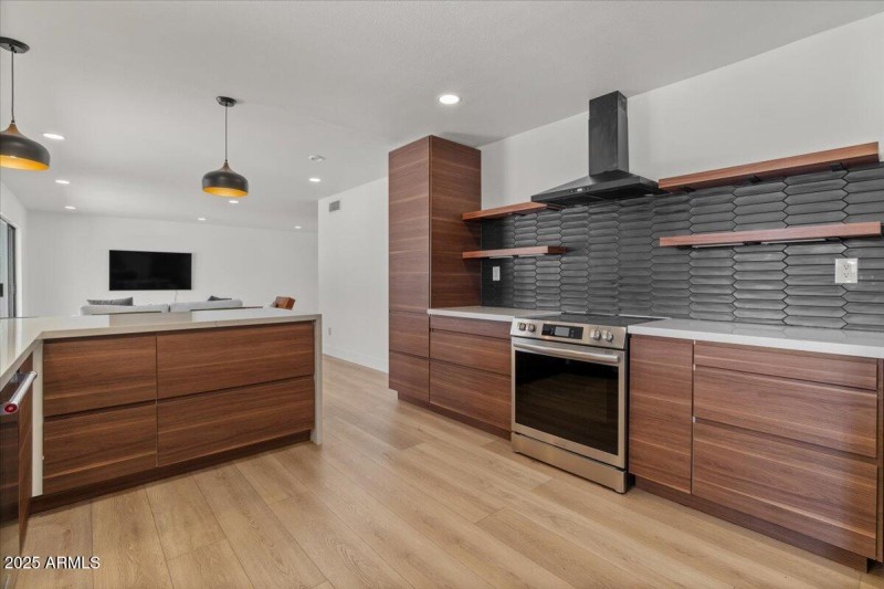 21-Kitchen
