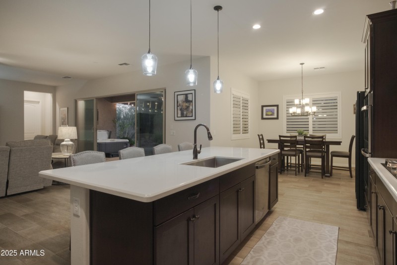 Open and Flowing Concept 40th way