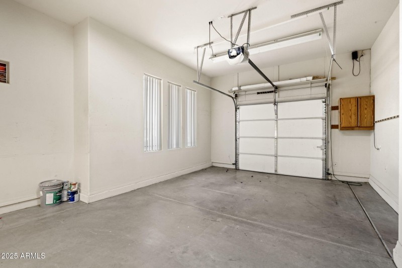 1 car garage