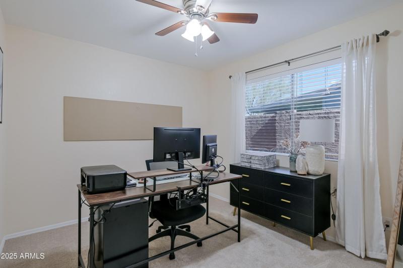 Additional Room with Walk-in Closet