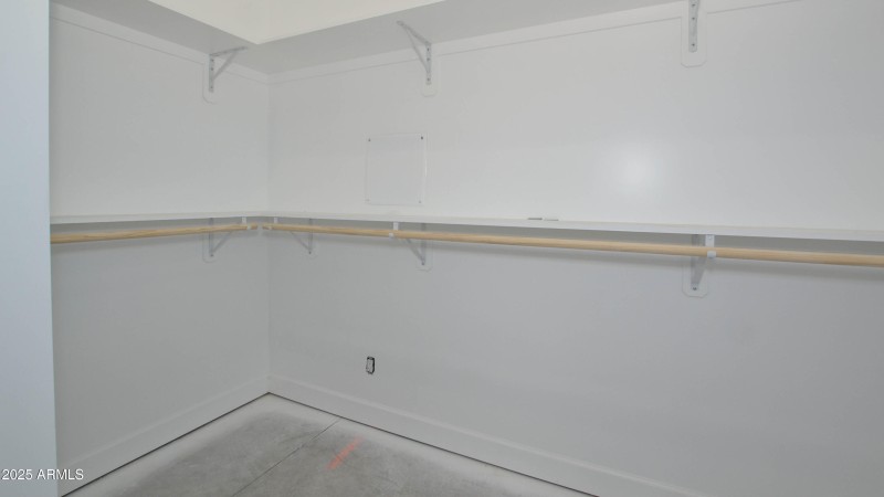 PIC-11