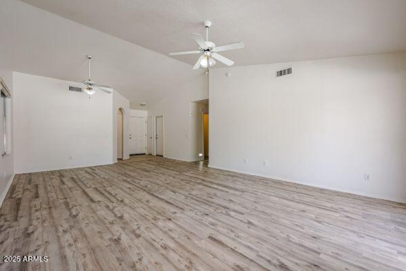 Coopers Hawk B (19)