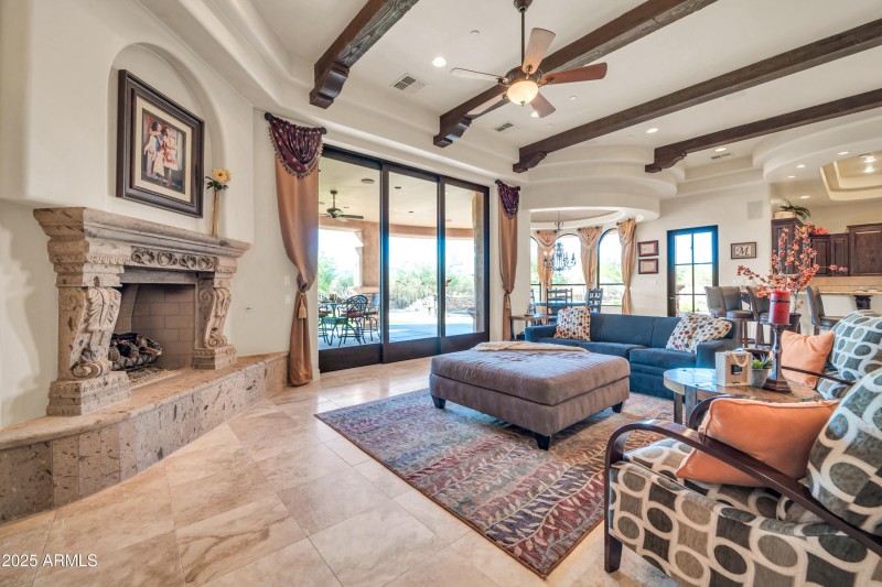 8024 E Lone Mountain Rd-20