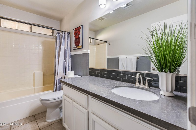 GUEST BATHROOM