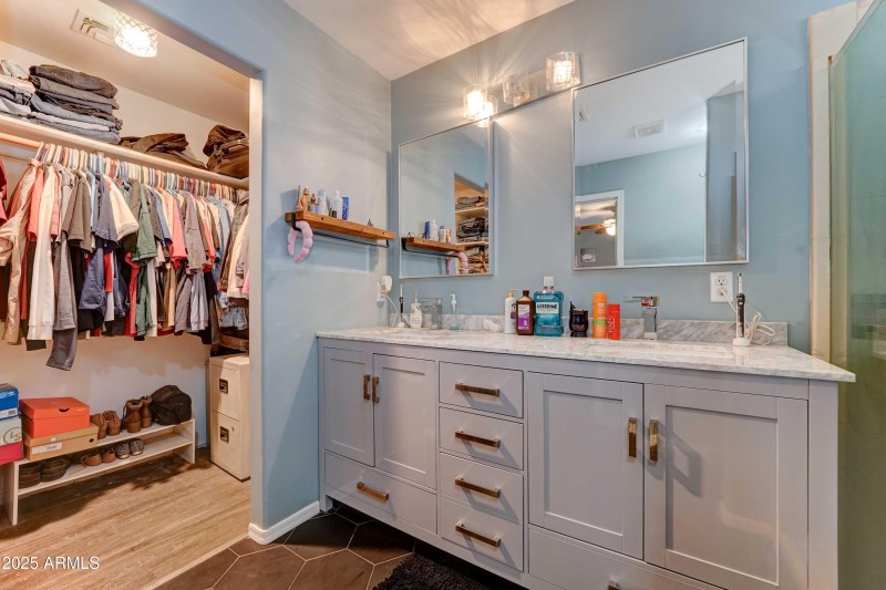 6525 e Fox hollow ln-18