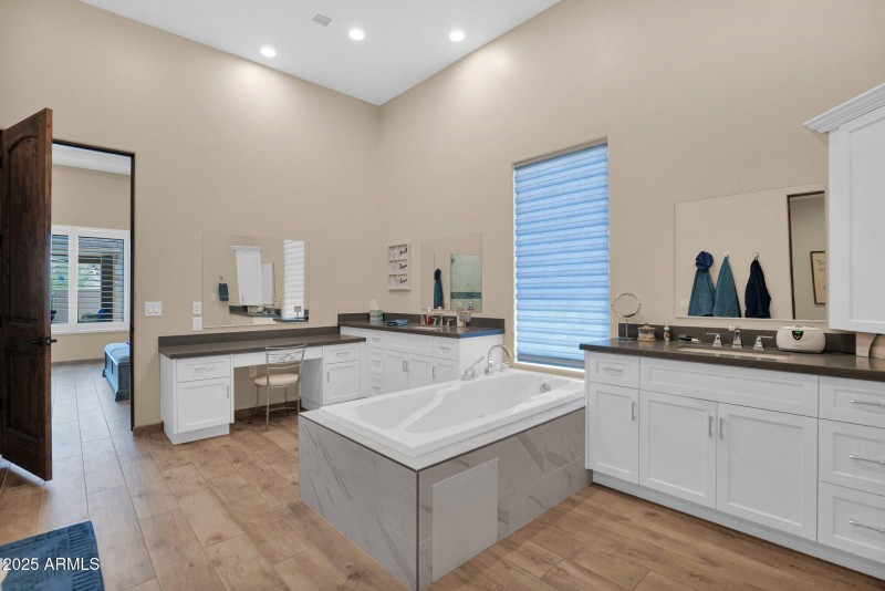 45-web-or-mls-P1235413