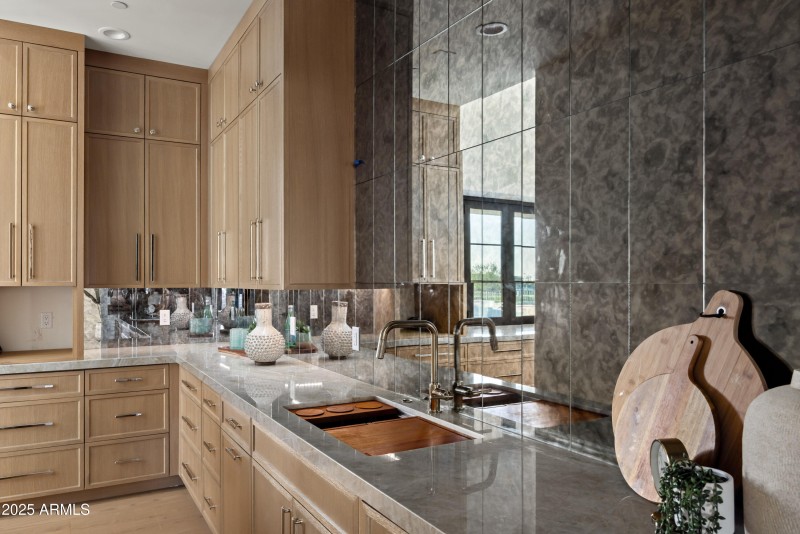 23002 N. Country Club Trail-8