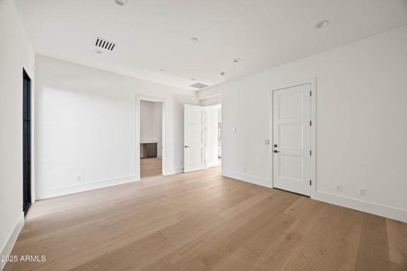 23002 N. Country Club Trail-21