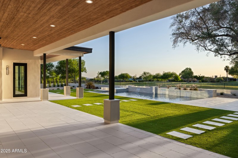23002 N. Country Club Trail-38