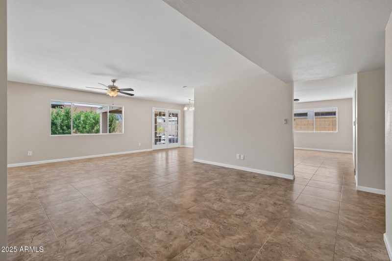 10_4846_W_Palo_Verde10_mls