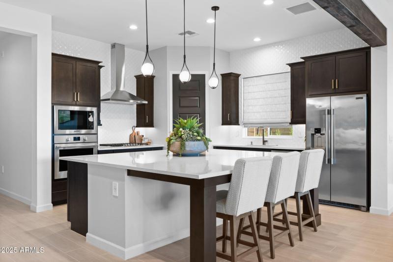 15-web-or-mls-21315-n-59th-ter