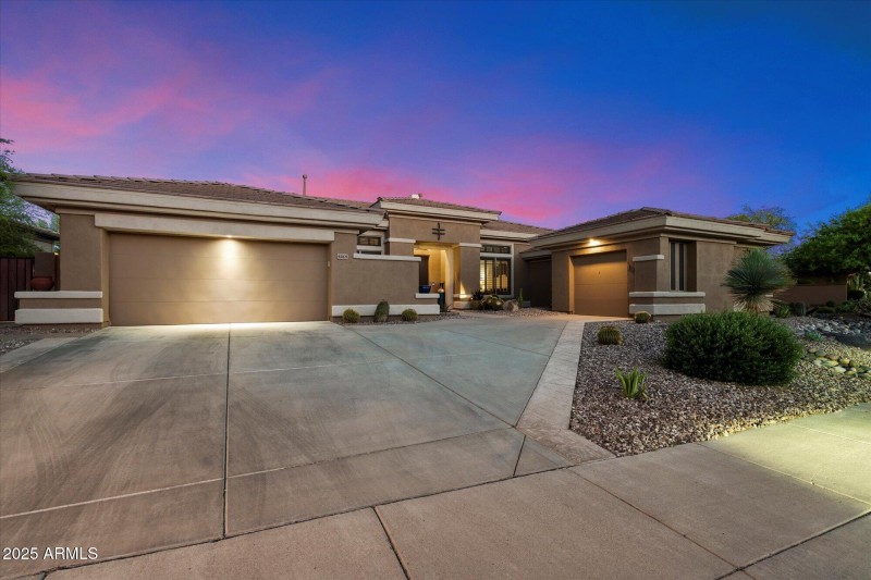 Large Driveway Entry