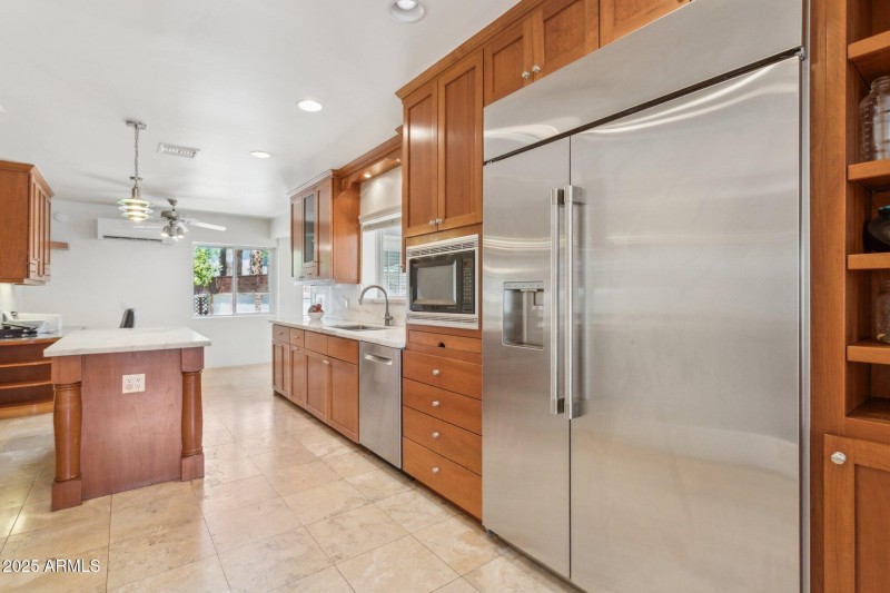 High-end appliances including B/I fridge