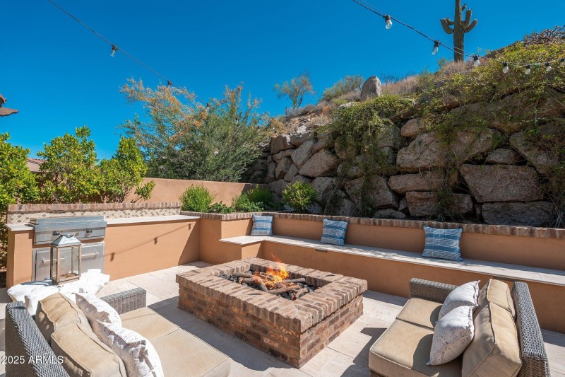 Inviting Firepit