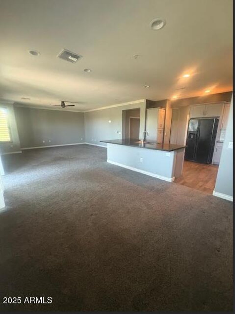 Living rm vacant shot