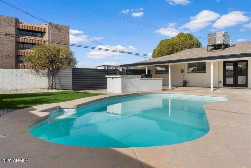 POOL PASADENA1