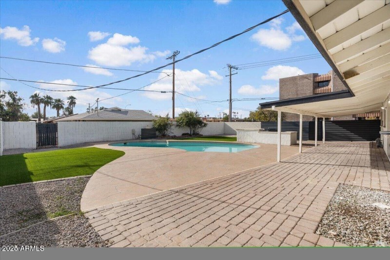 PASADENA POOL