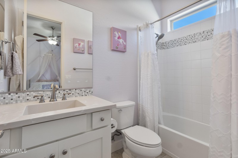 2nd Bathroom