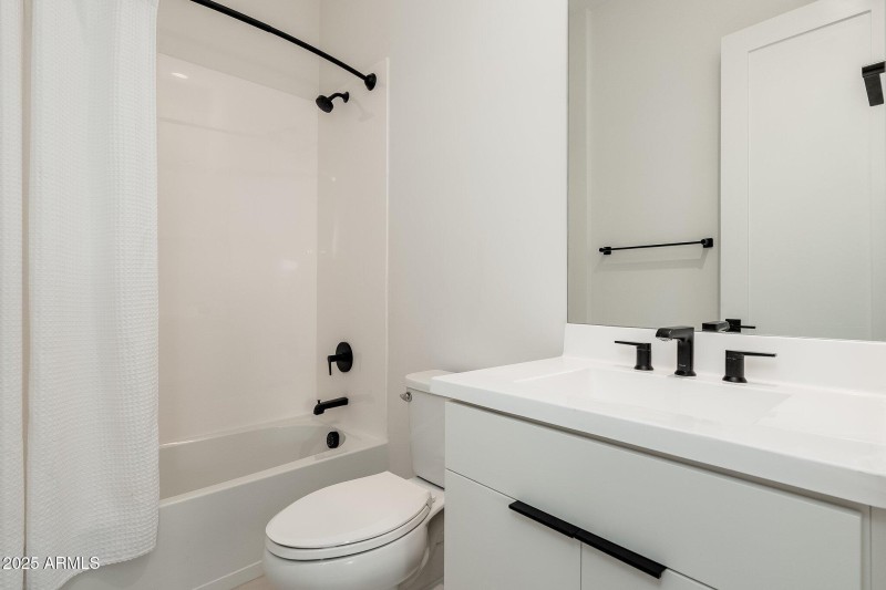 21946 E Via De Arboles - 32