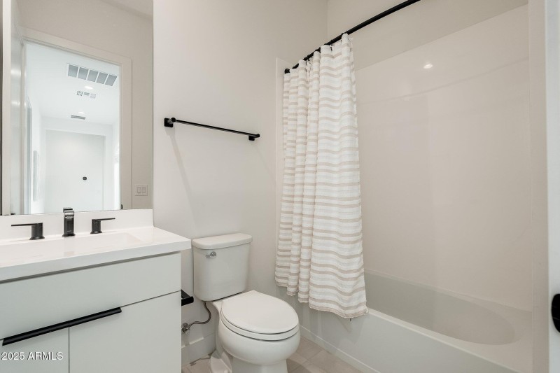 21946 E Via De Arboles - 34