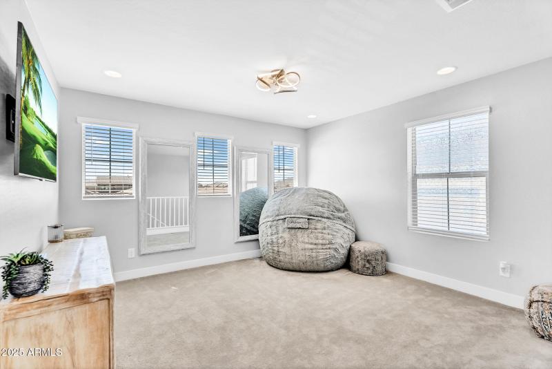 22484 E Twilight Loft