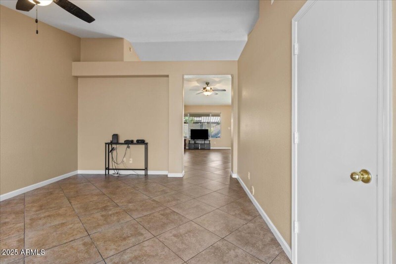 06-Living Room