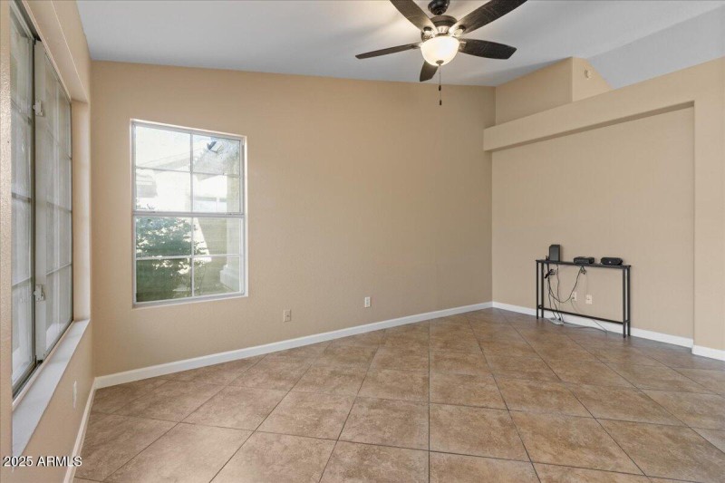 07-Living Room