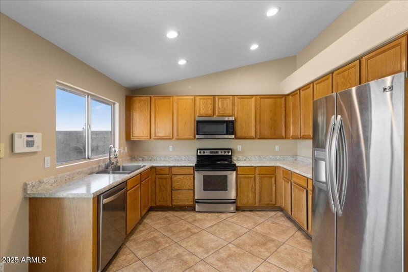 14-Kitchen
