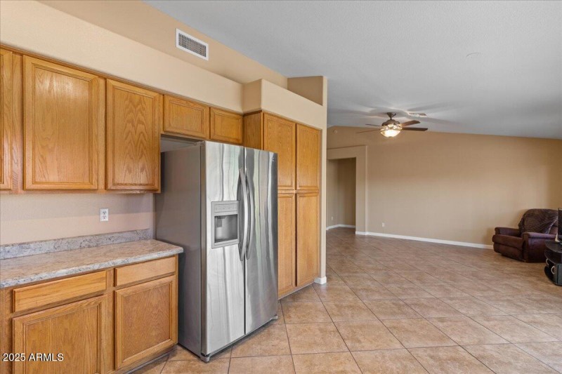 17-Kitchen