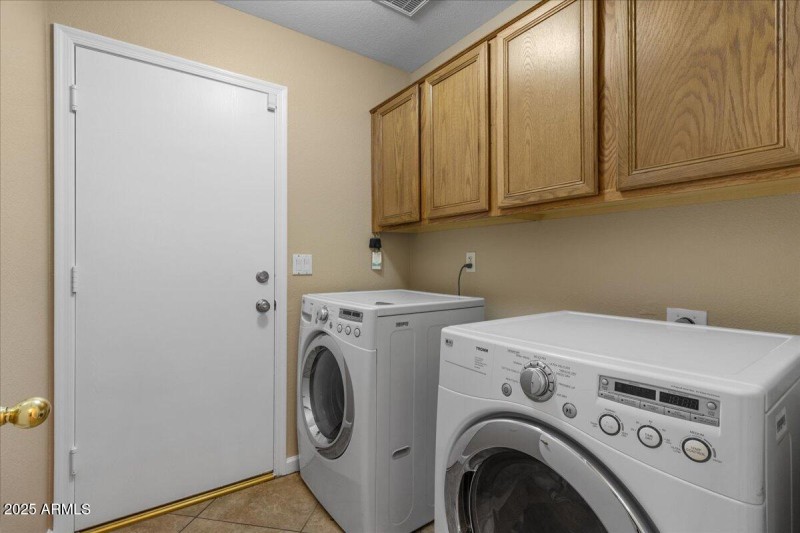 28-Laundry