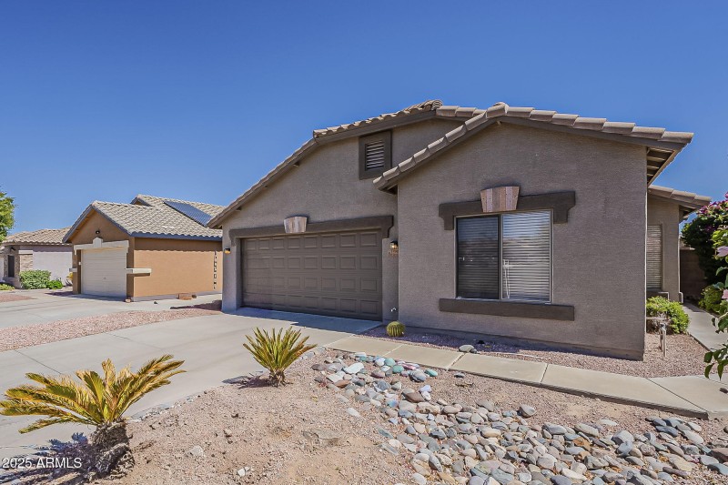 3-web-or-mls-Saguaro-3