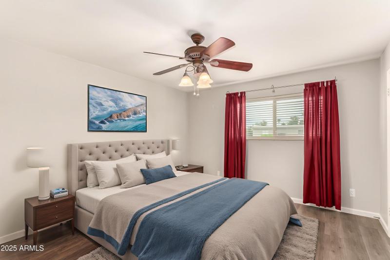 26-Rovey-8212 - Bedroom - Standard - 11