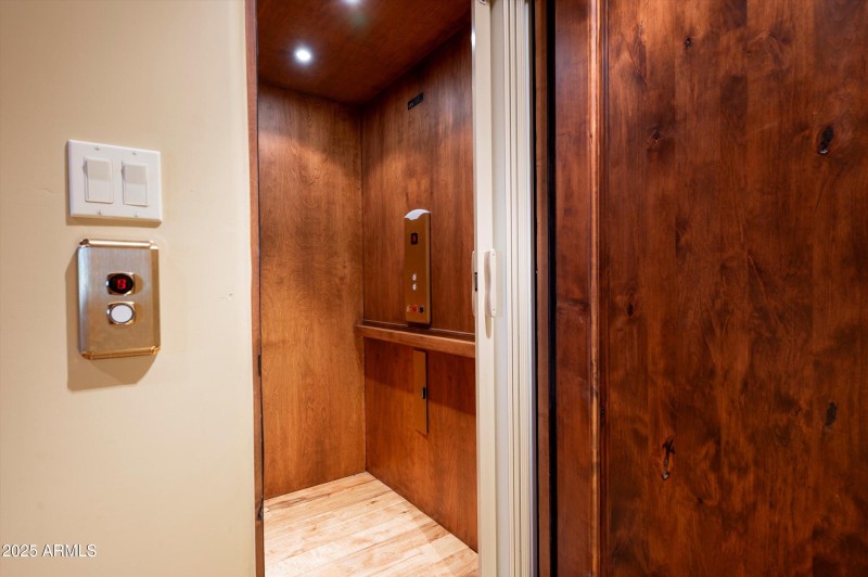 Elevator